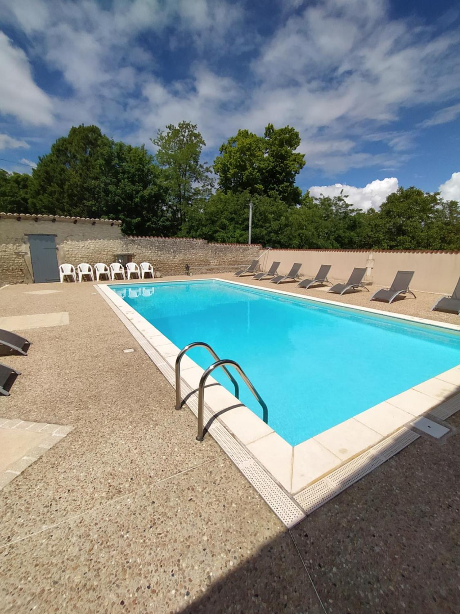Villa Langlade Estate Montboyer Exterior foto